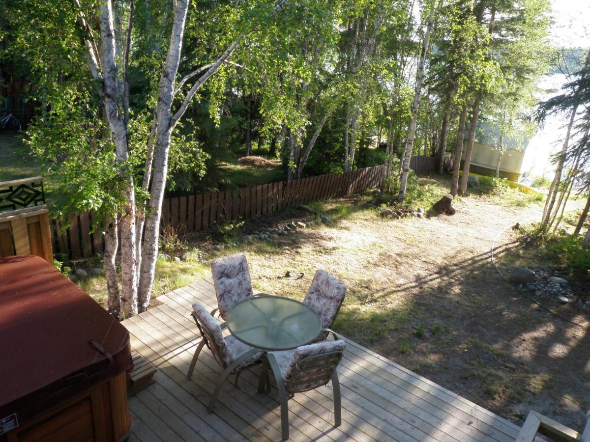 Great Slave Lakeside Bed&Breakfast Yellowknife Eksteriør bilde